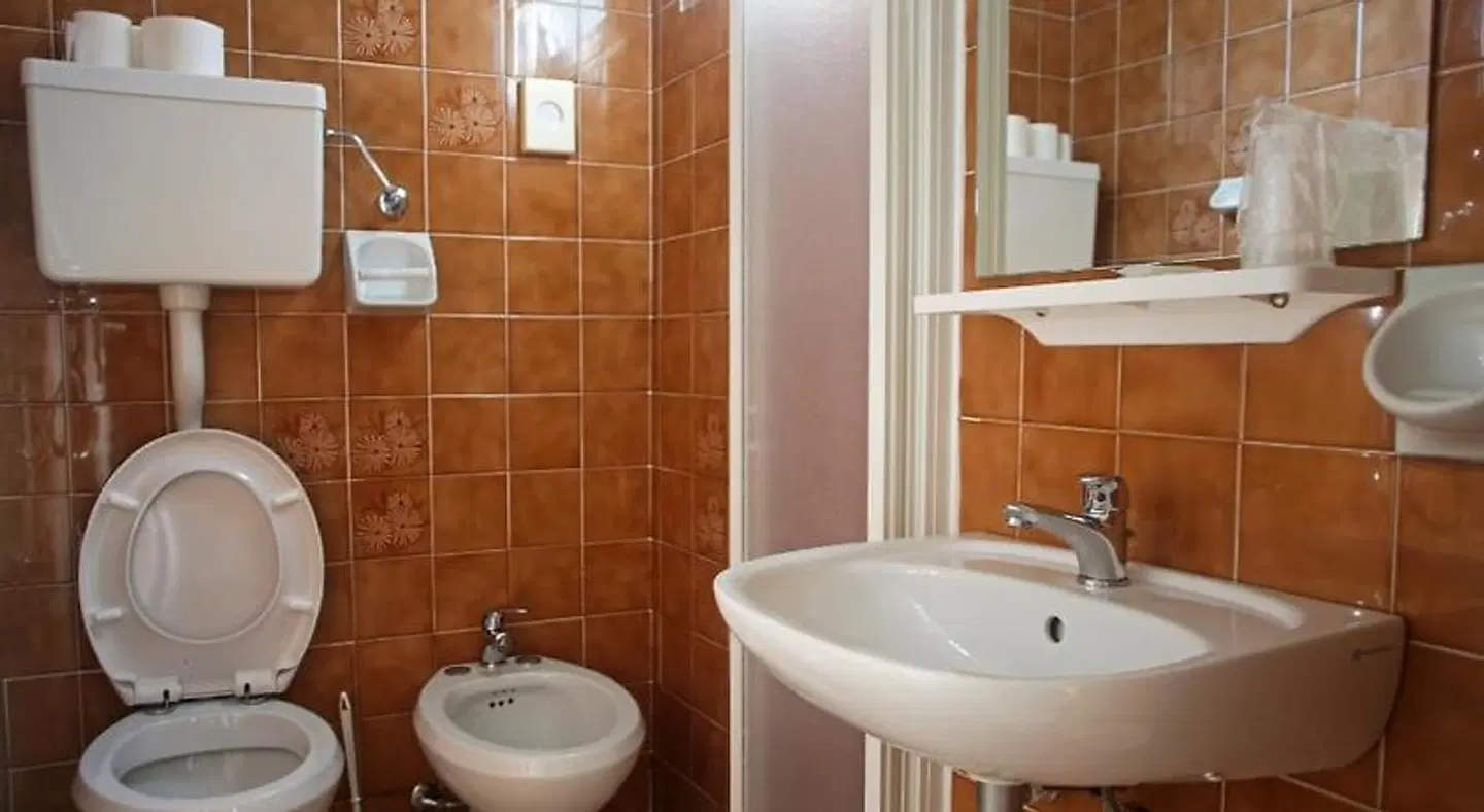 Hotel Villa Nora Badezimmer