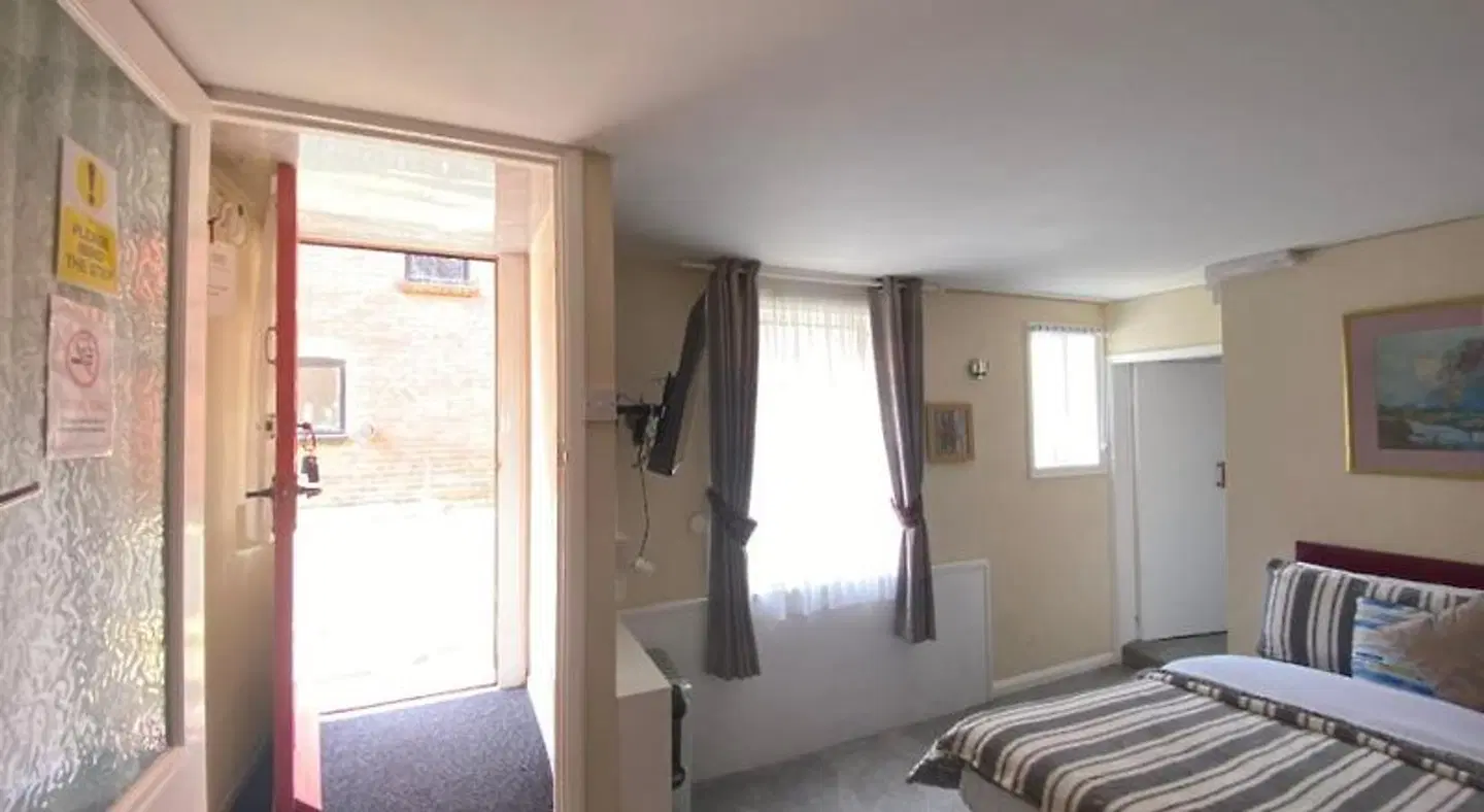 The Mountview ROOM_EXAMPLE