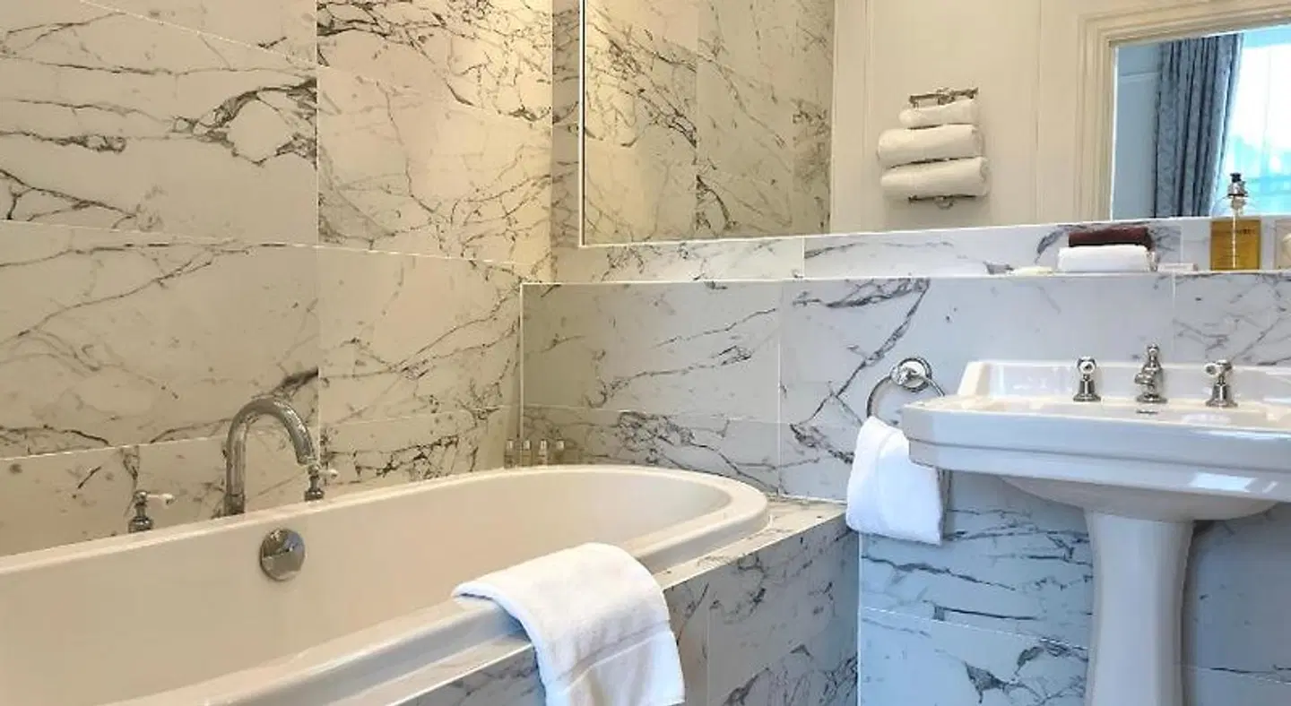 Bathen House Boutique Hotel Badezimmer