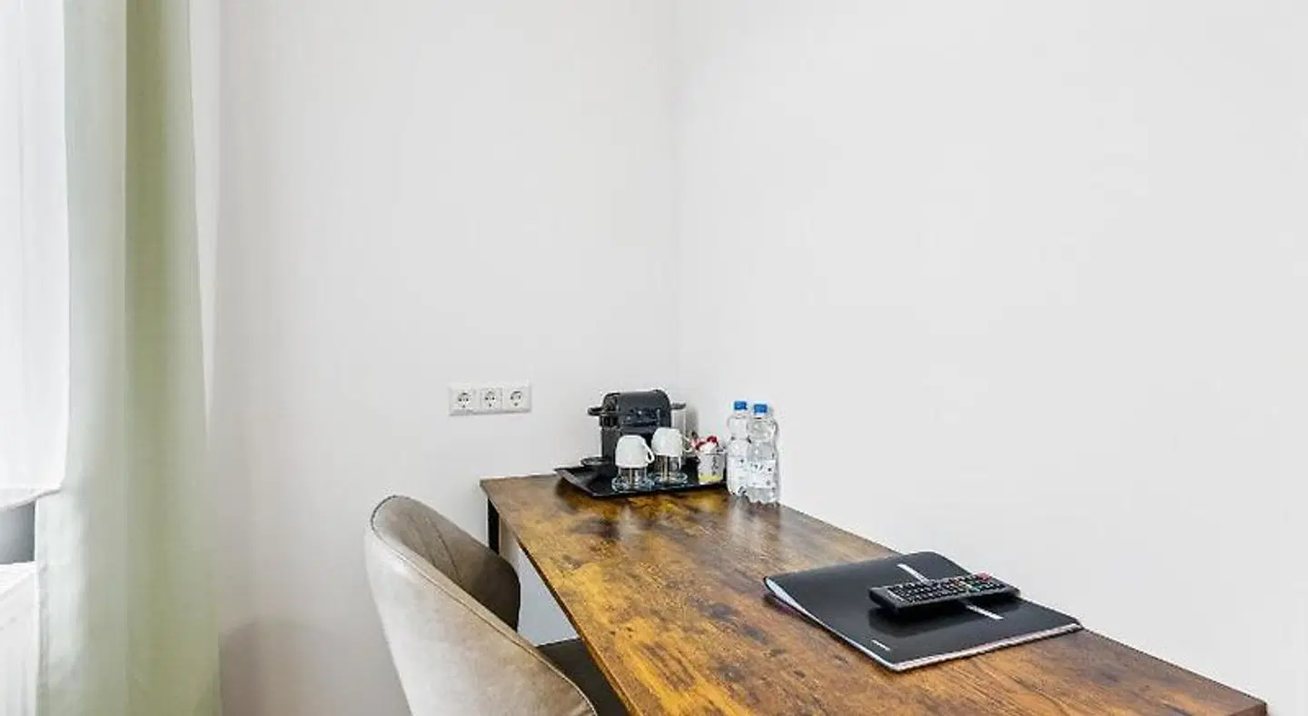 Hotel Phoenix ROOM_EXAMPLE