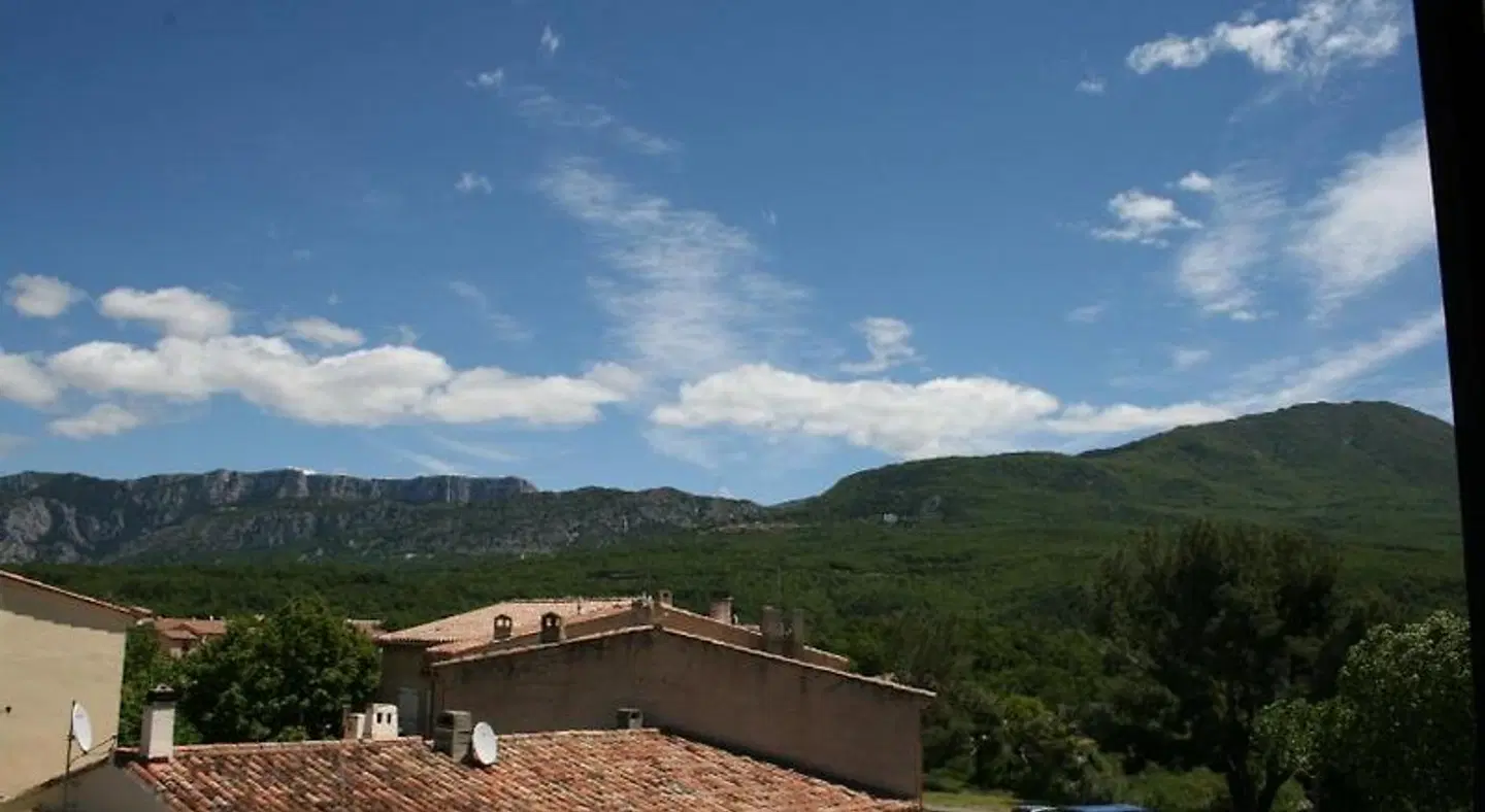 Auberge des Salles LANDSCAPE
