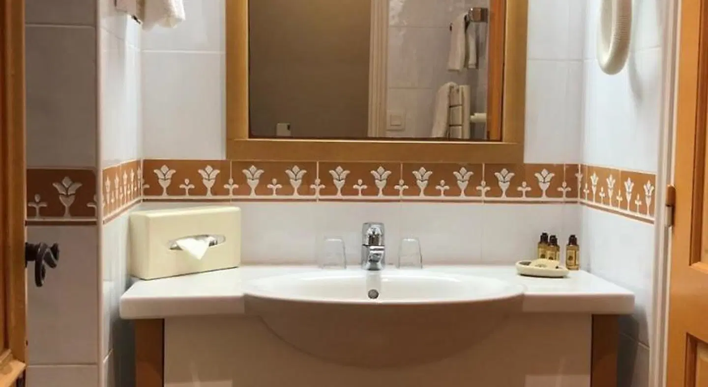 Le Manoir de Port-Cros Badezimmer