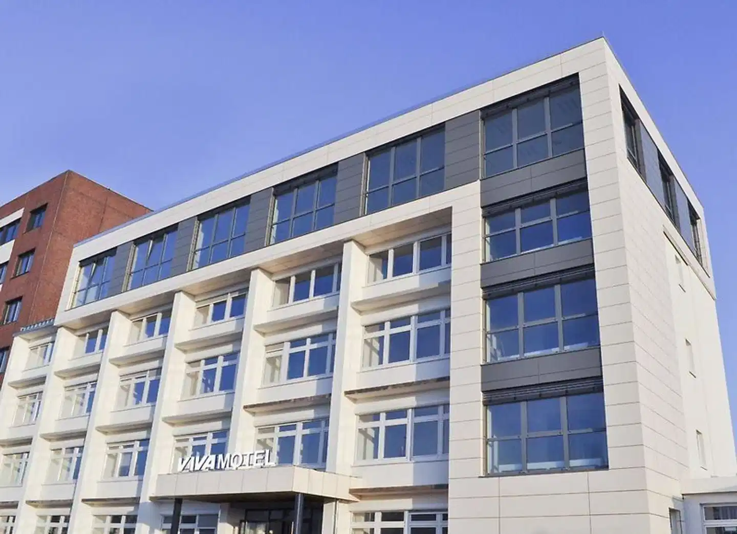 Viva Hotel by Vier Jahreszeiten Aussenansicht