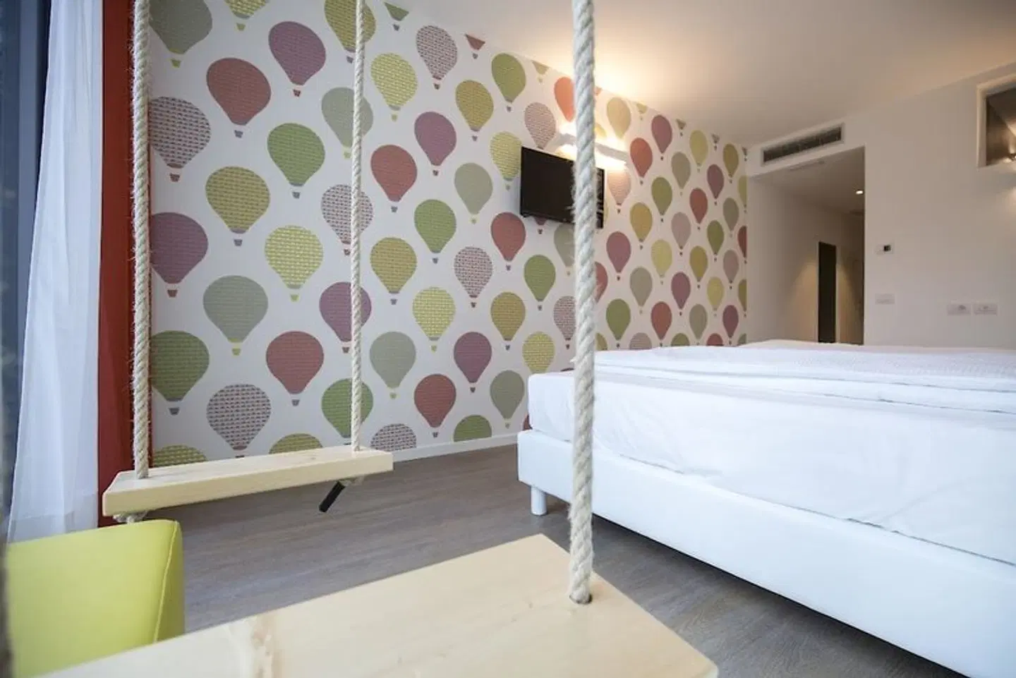 Holiday IV Gardan ROOM_EXAMPLE