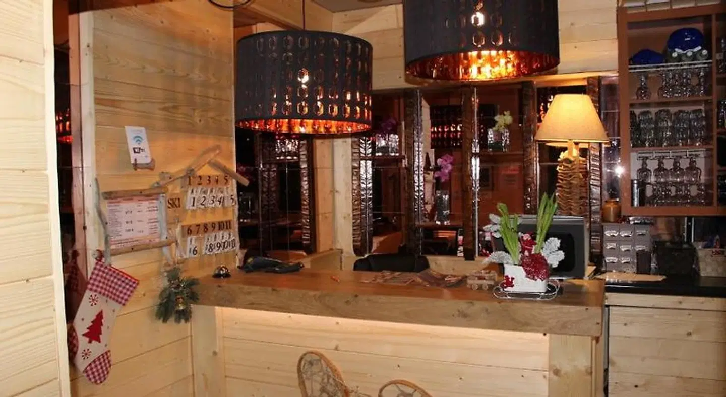 l'Escapade LOUNGE_LOBBY