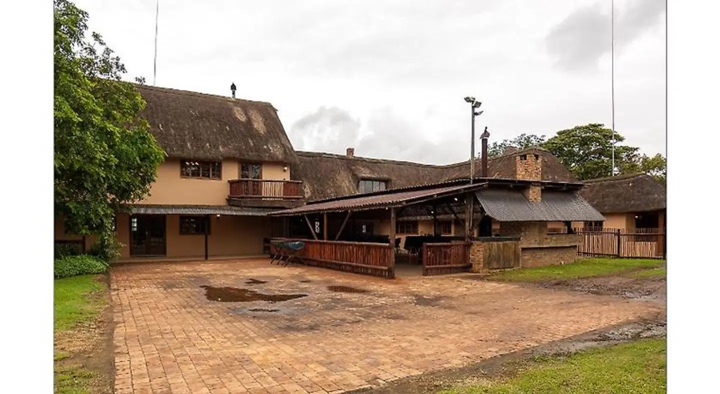 Rain Farm Game Lodge EXTERIOR