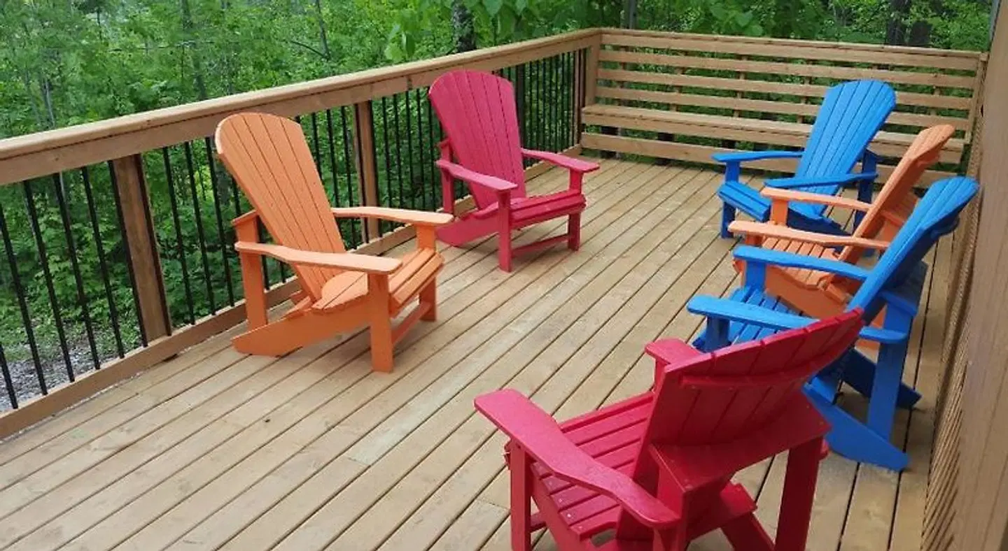 Ogopogo Resort Terrasse