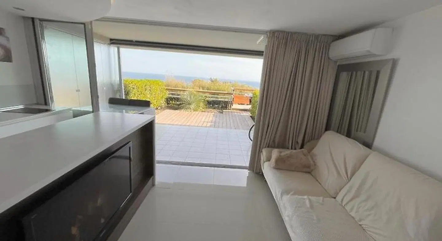 SARA RIVIERA Costa Plana ROOM_EXAMPLE