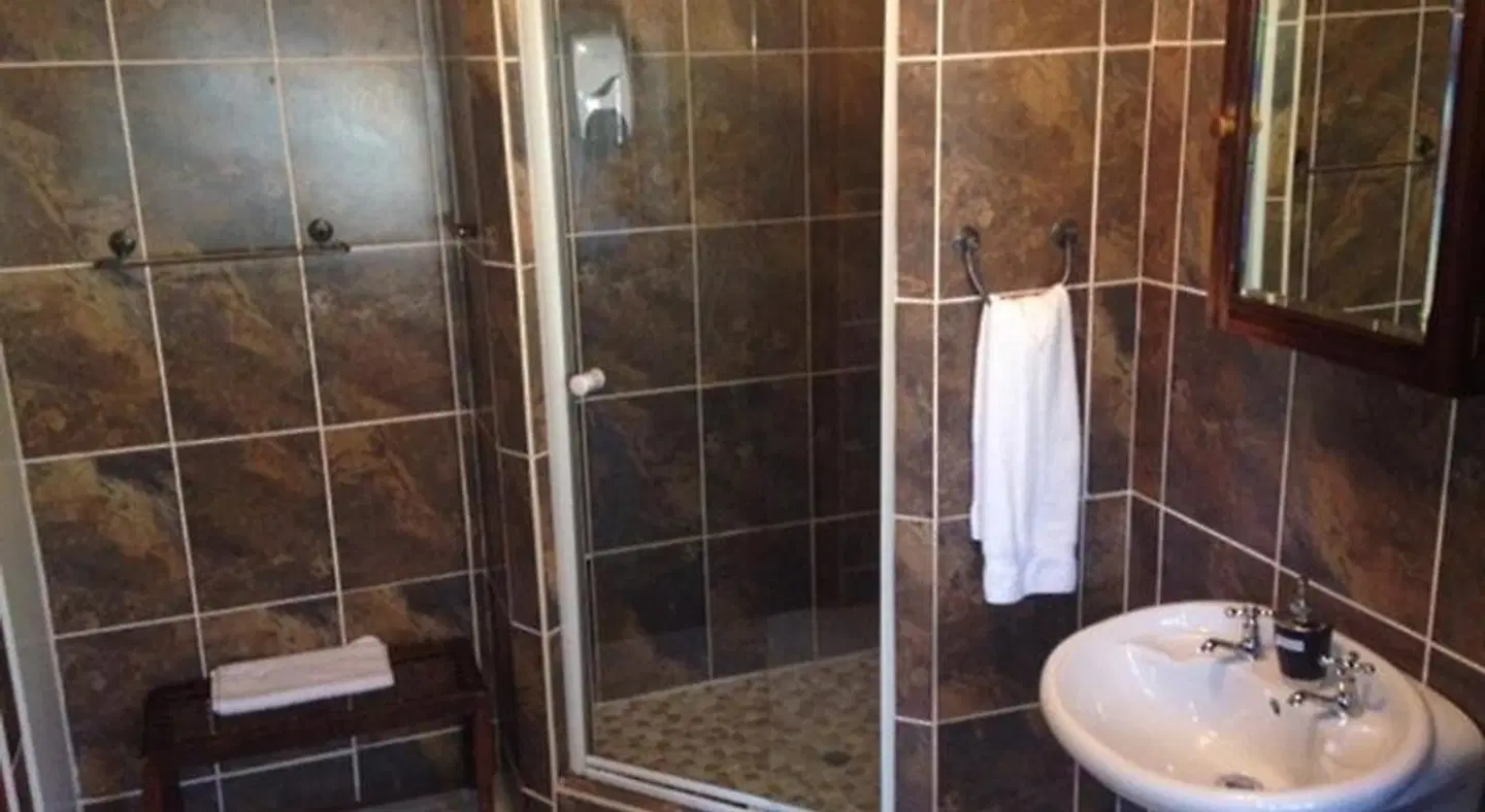 Buller's Rest Lodge Badezimmer