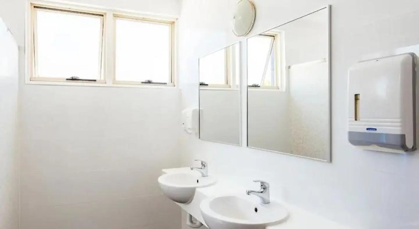 Six Degrees Albany CBD Boutique Hotel Badezimmer