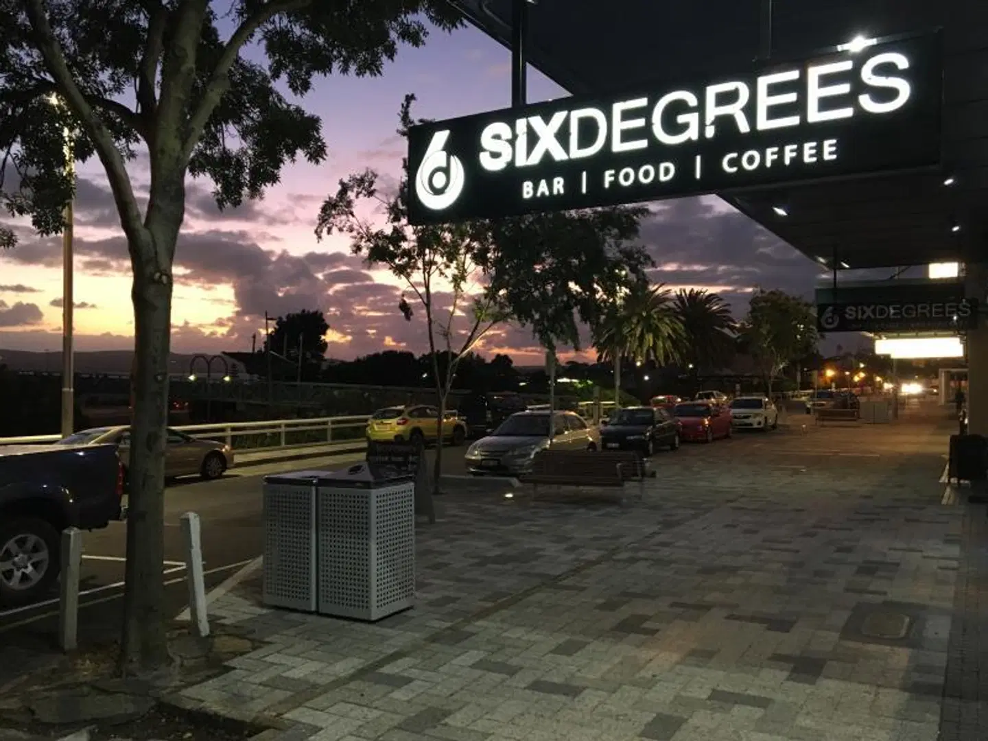 Six Degrees Albany CBD Boutique Hotel Bar