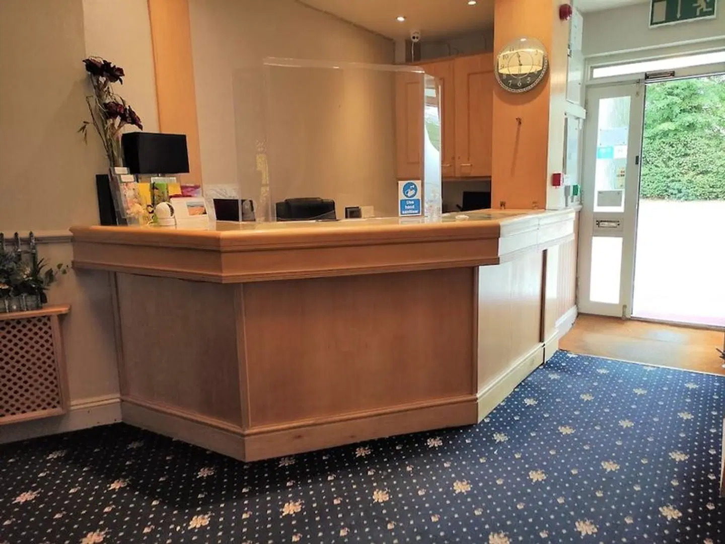 Crystal Hotel & Savour Restaurant LOUNGE_LOBBY