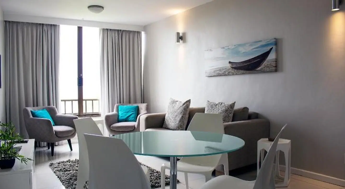 Beachbreak Holiday Letting LOUNGE_LOBBY