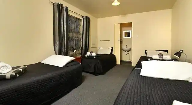 Tombstone Backpackers Wohnbeispiel