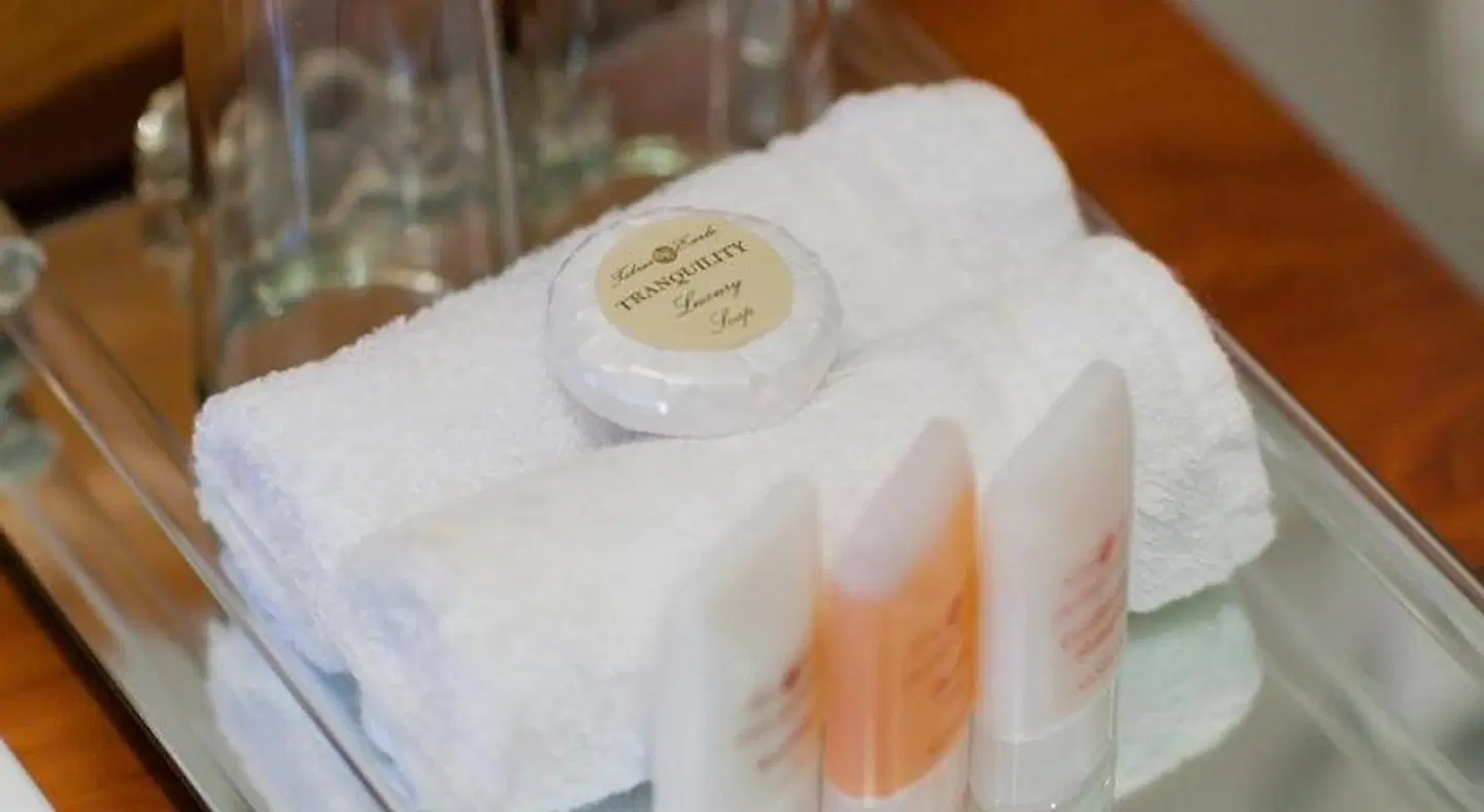 Meander Manor HEALTH_BEAUTY
