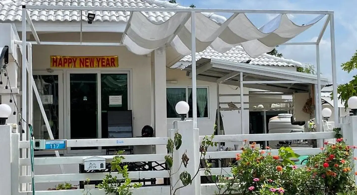 Anna HOSTEL EXTERIOR