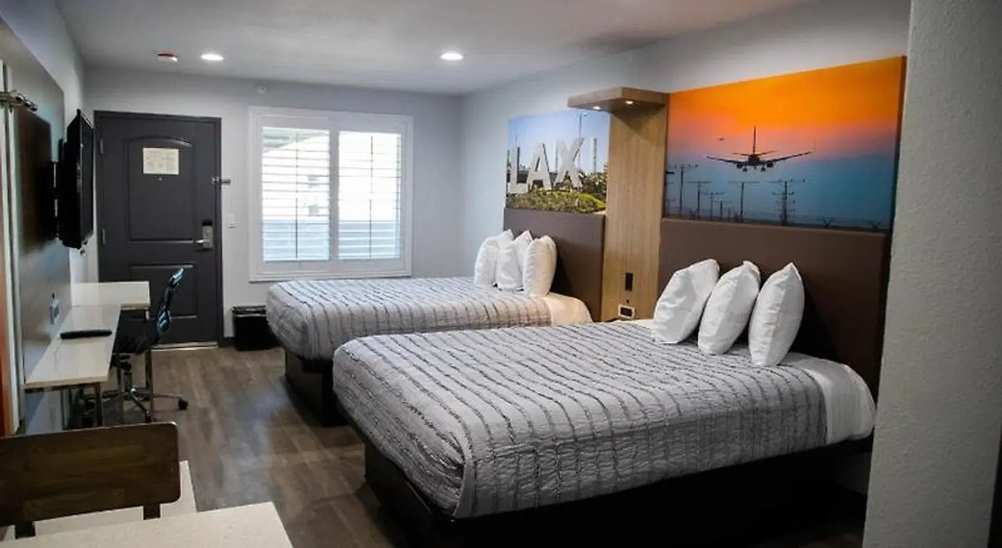 Econo Lodge Pico Rivera ROOM_EXAMPLE