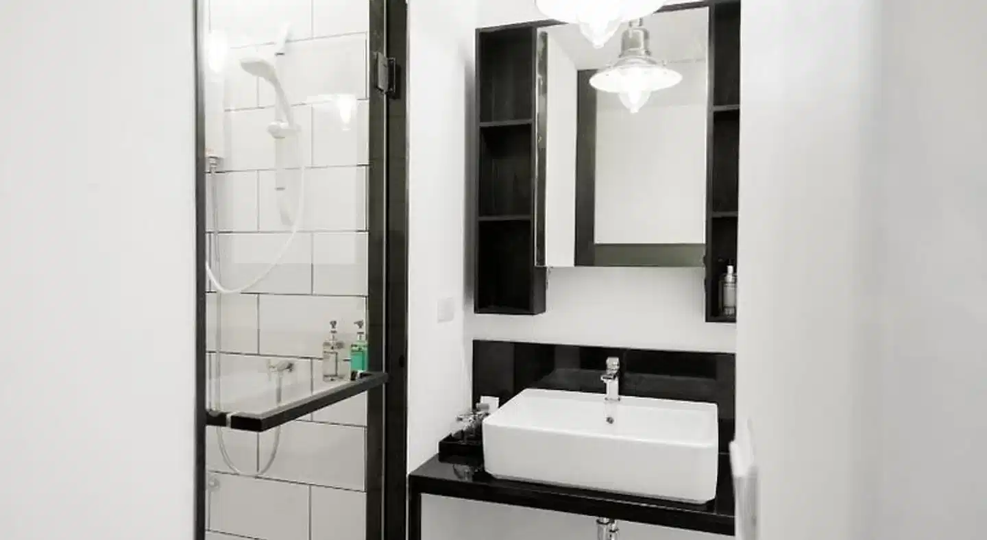 Marina House MUAYTHAI Ta-iad Phuket Badezimmer