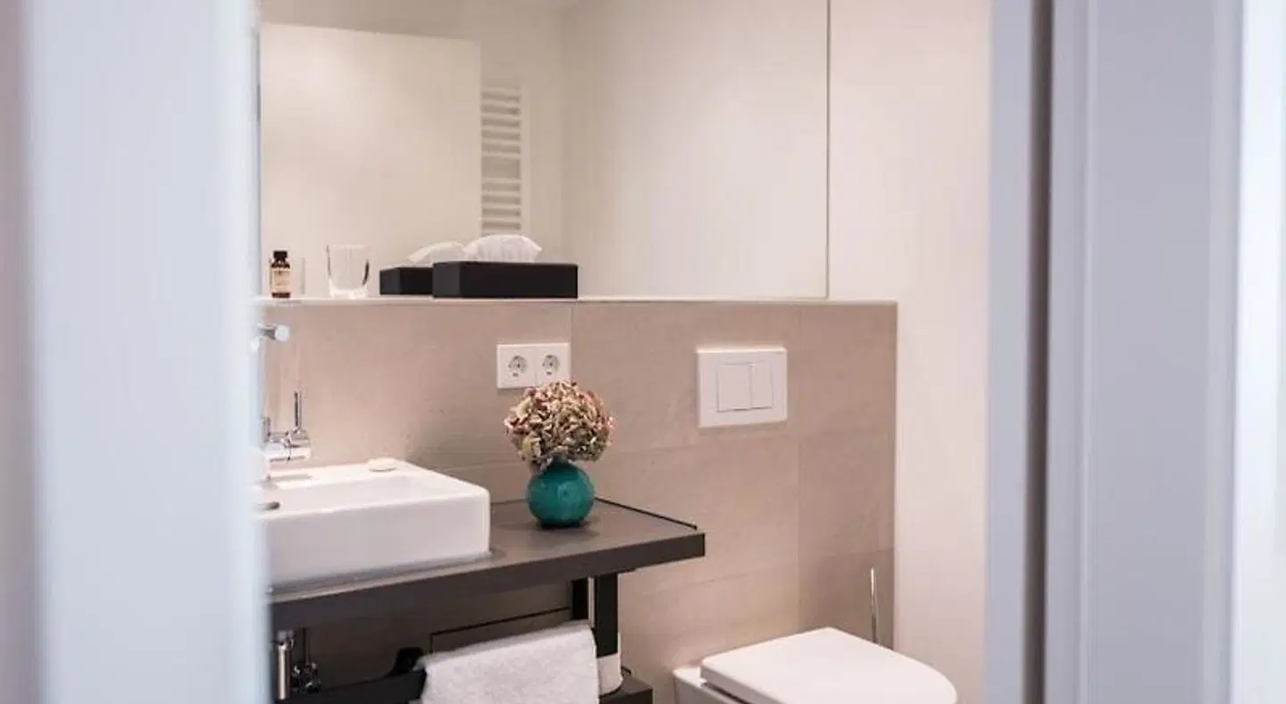SUYTES Business Studios Badezimmer