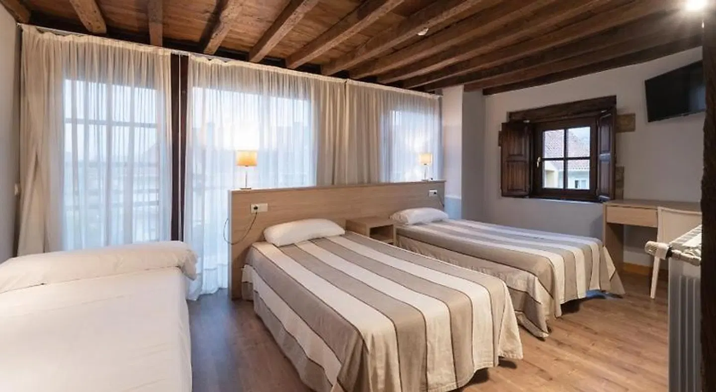 Hotel y Apartamentos Dspacio Posada La Robla ROOM_EXAMPLE