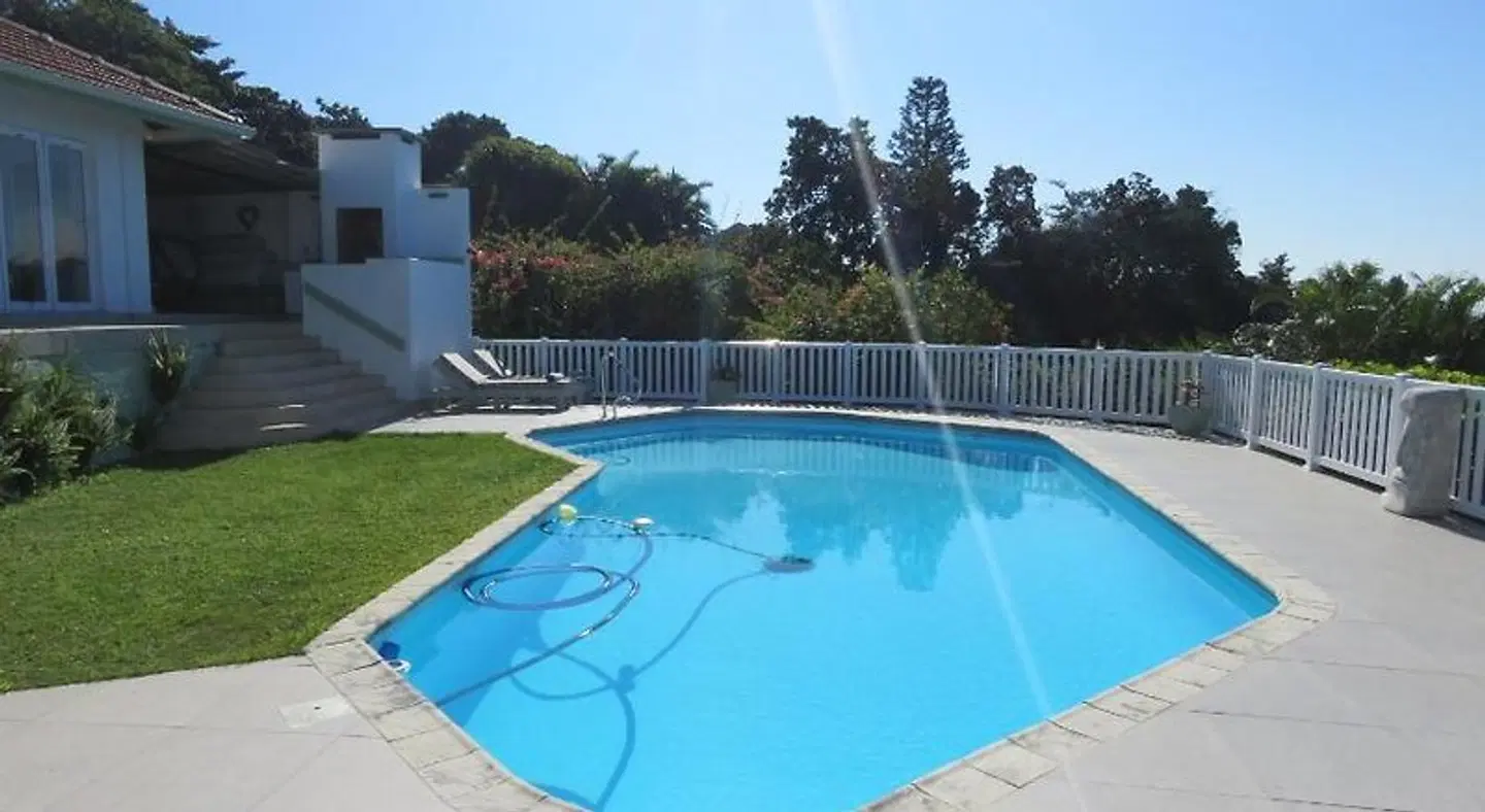 Bare Feet Retreat OUTDOOR_POOL