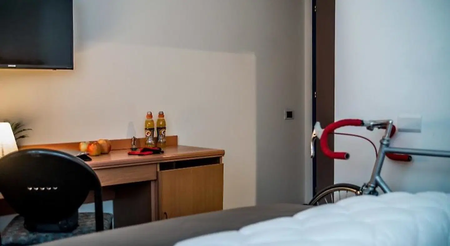 Fly Bike Hotel ROOM_EXAMPLE