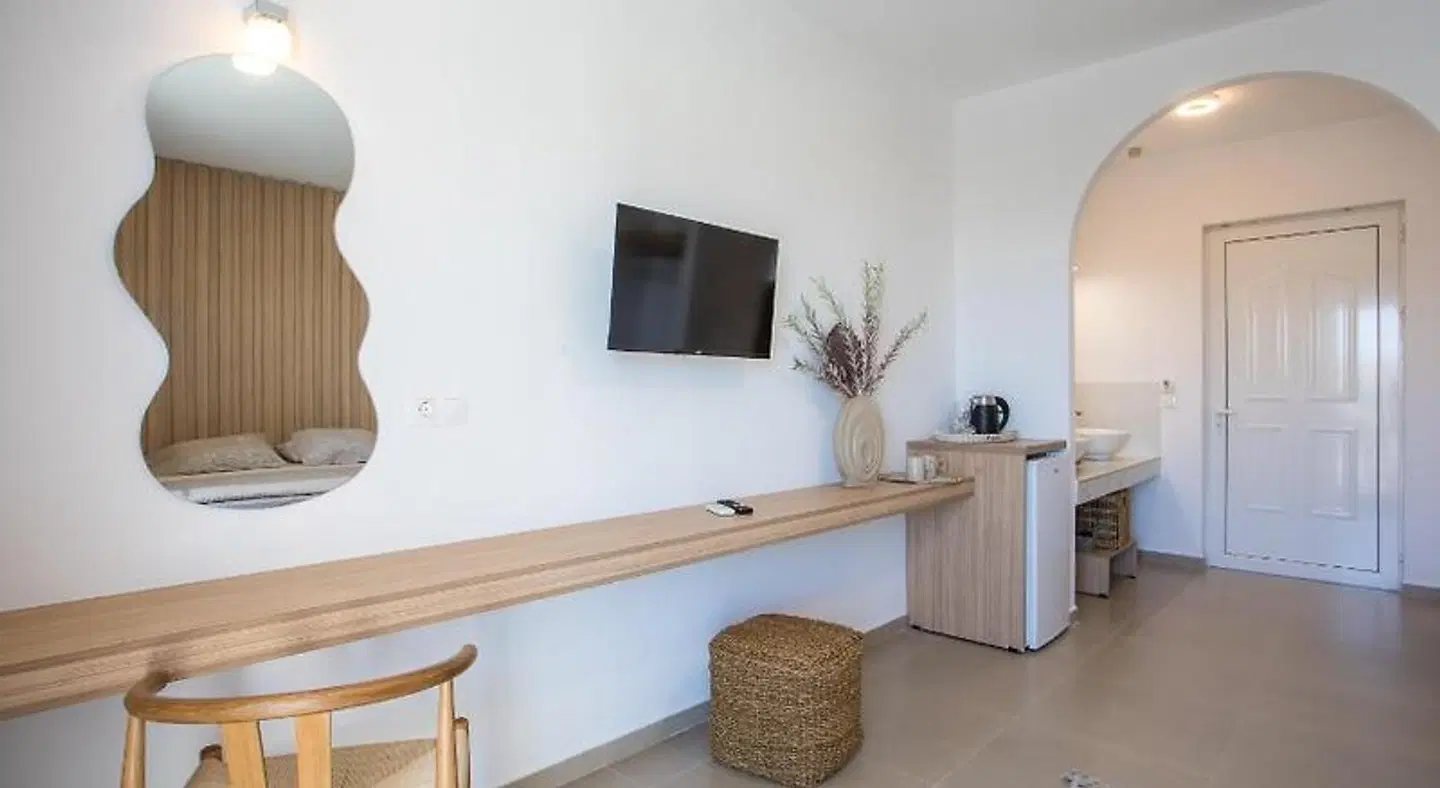 Lisabeth Apartments ROOM_EXAMPLE