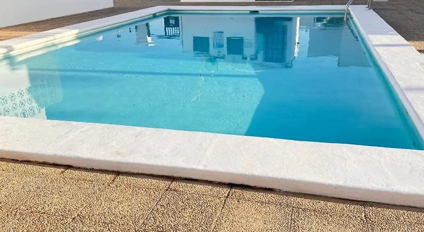 Las Mimosas Hallenbad