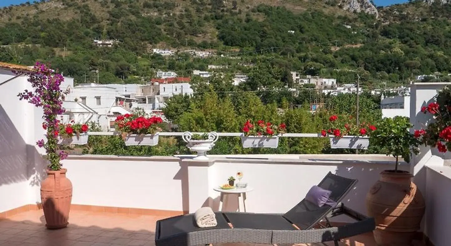 Villa Pollio Guest House Terrasse