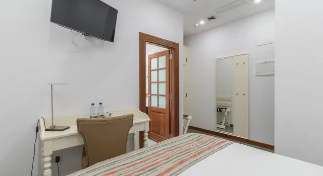 Hotel Emblemático Holiday Time ROOM_EXAMPLE
