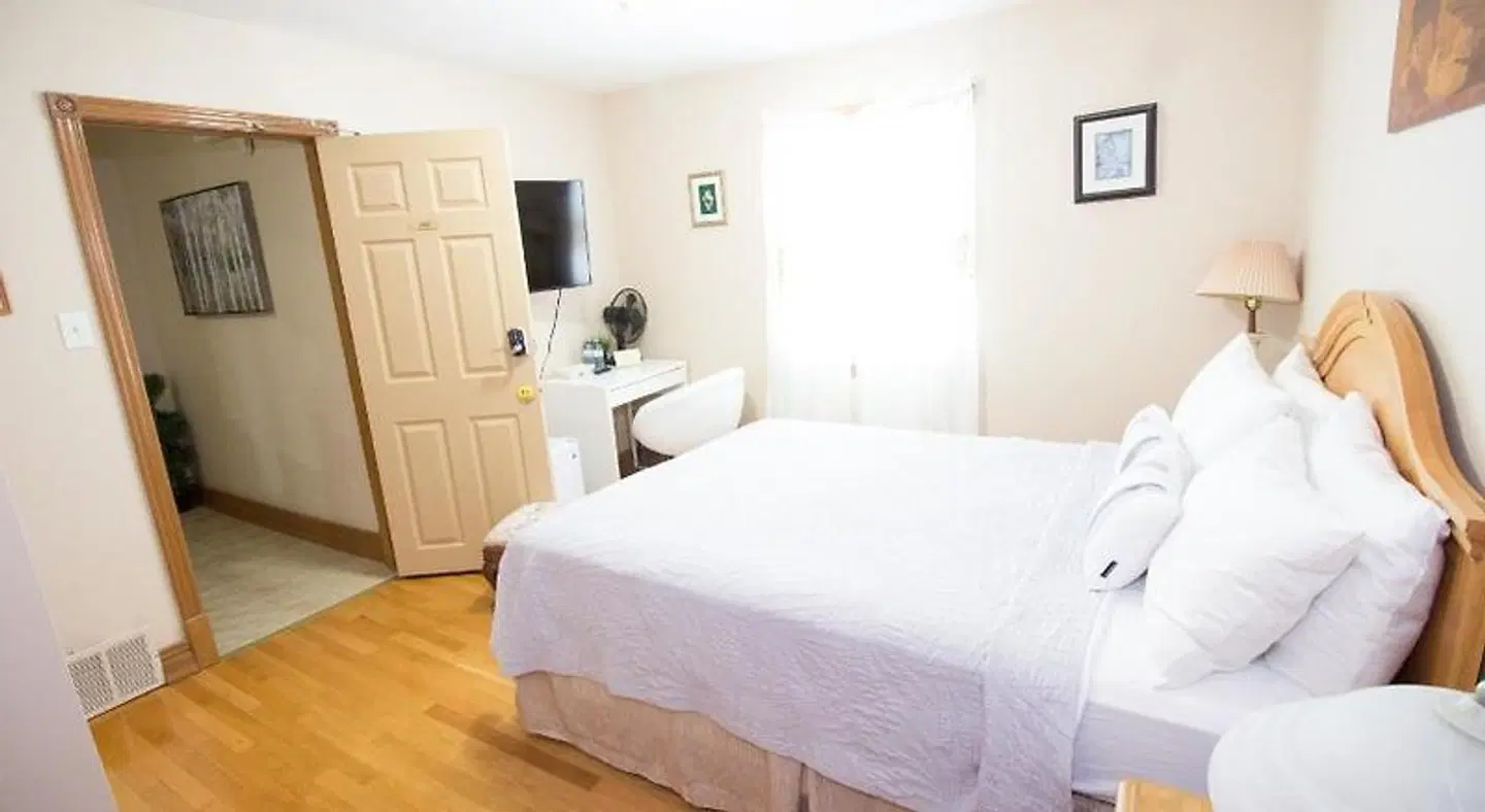 Alida's Villa Bed and Breakfast ROOM_EXAMPLE