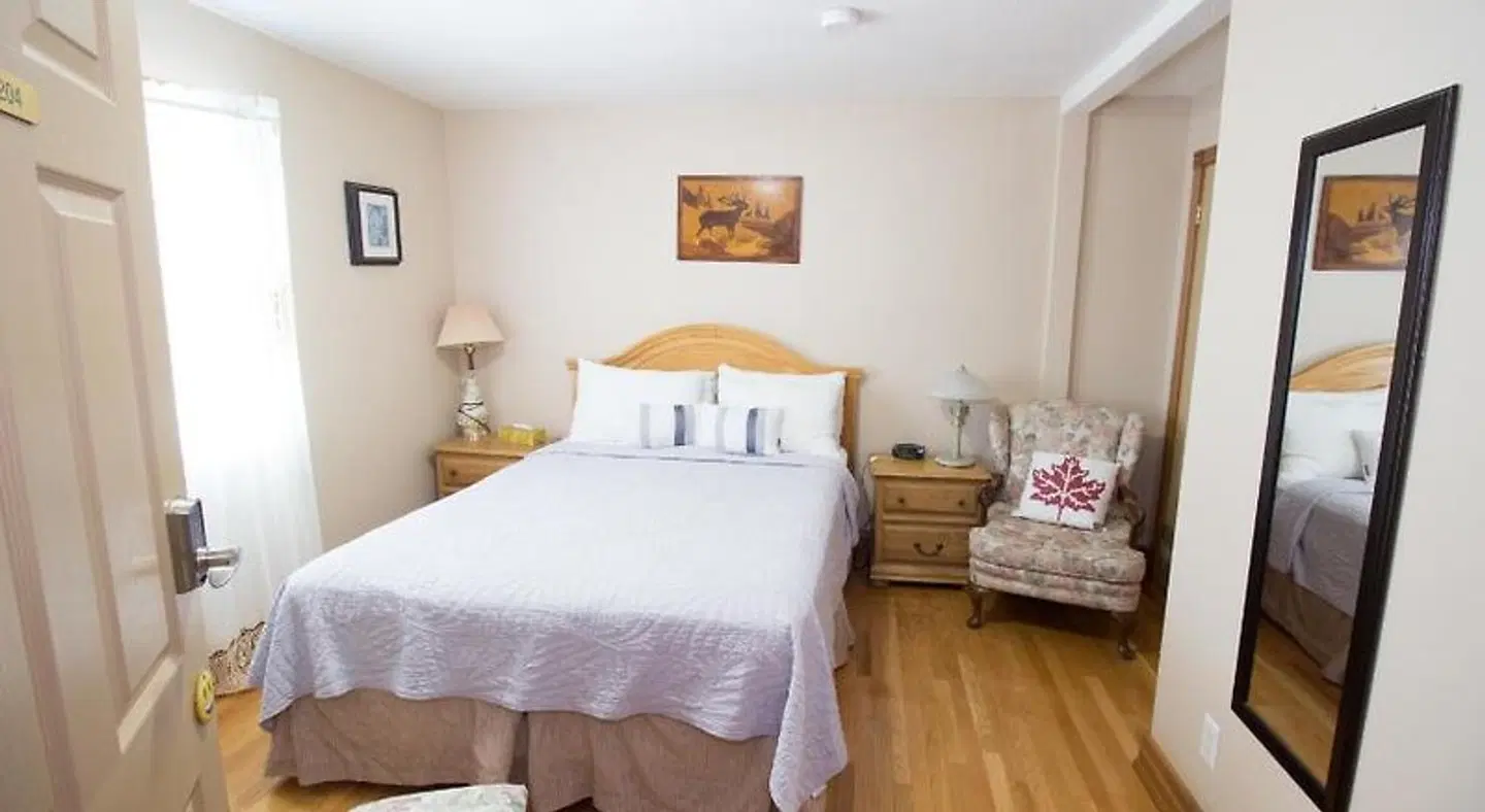 Alida's Villa Bed and Breakfast ROOM_EXAMPLE