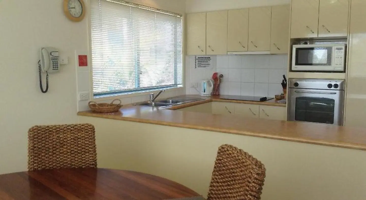 Sunshine Towers Holiday Apartments HEALTH_BEAUTY