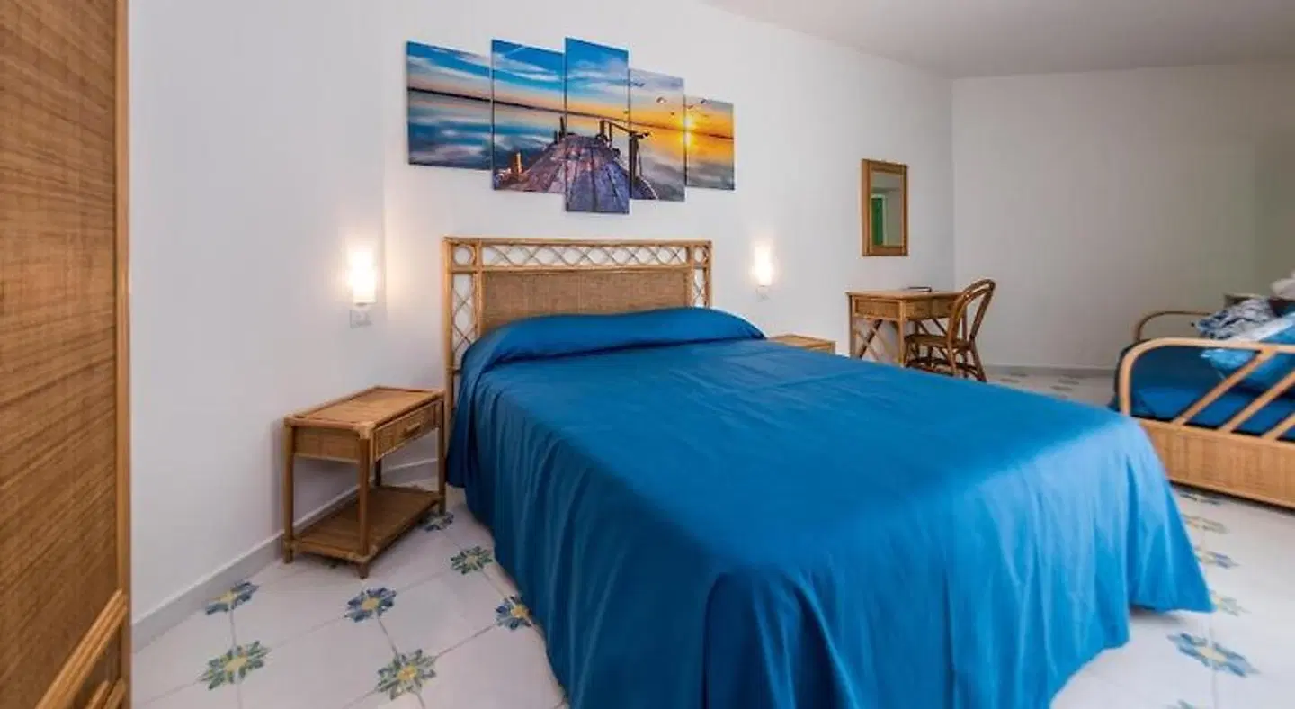 Ischia Dream Sunset ROOM_EXAMPLE