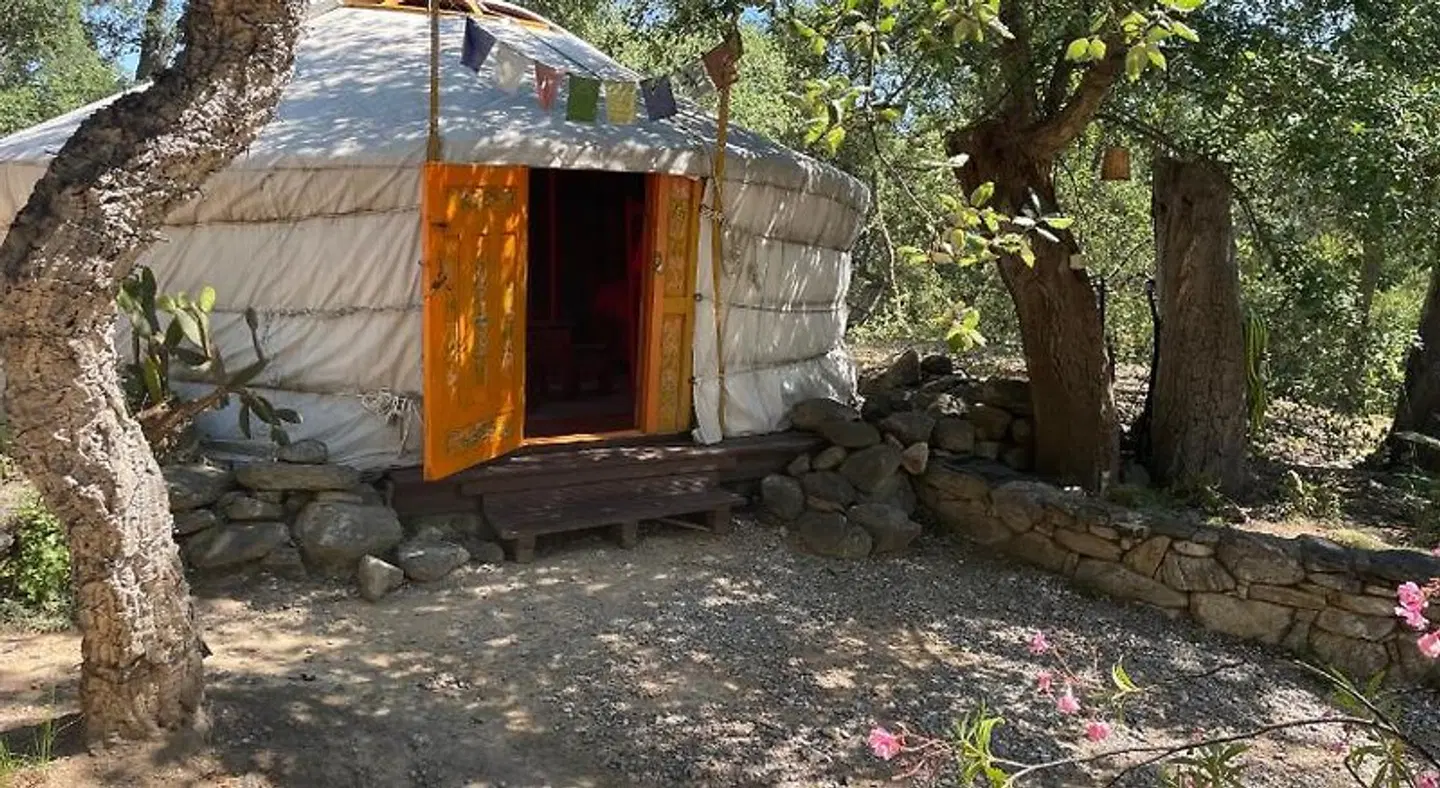 Au Soleil Mongol EXTERIOR