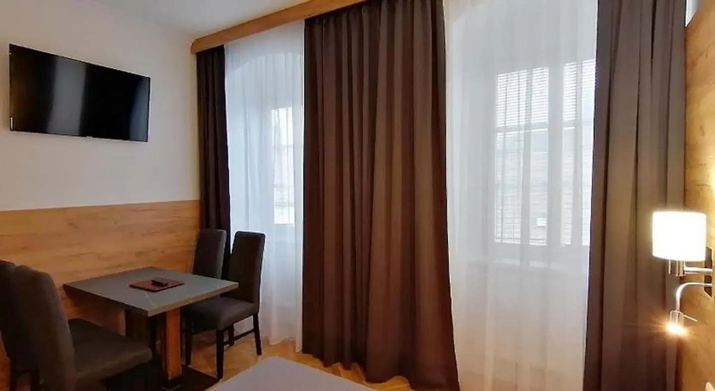 Goldener Star Aparthotel ROOM_EXAMPLE