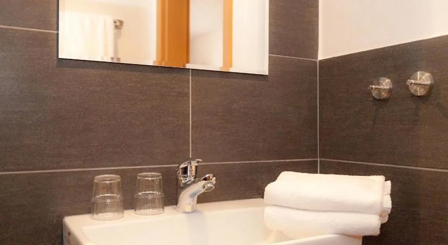 Hotel Gasthof Metzgerei Lamm Badezimmer