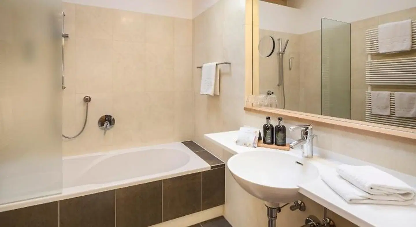 Garni Hotel Pra Palmer Badezimmer