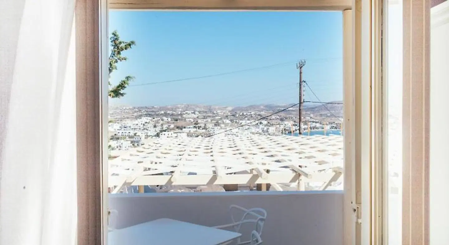 The White Suites Strand