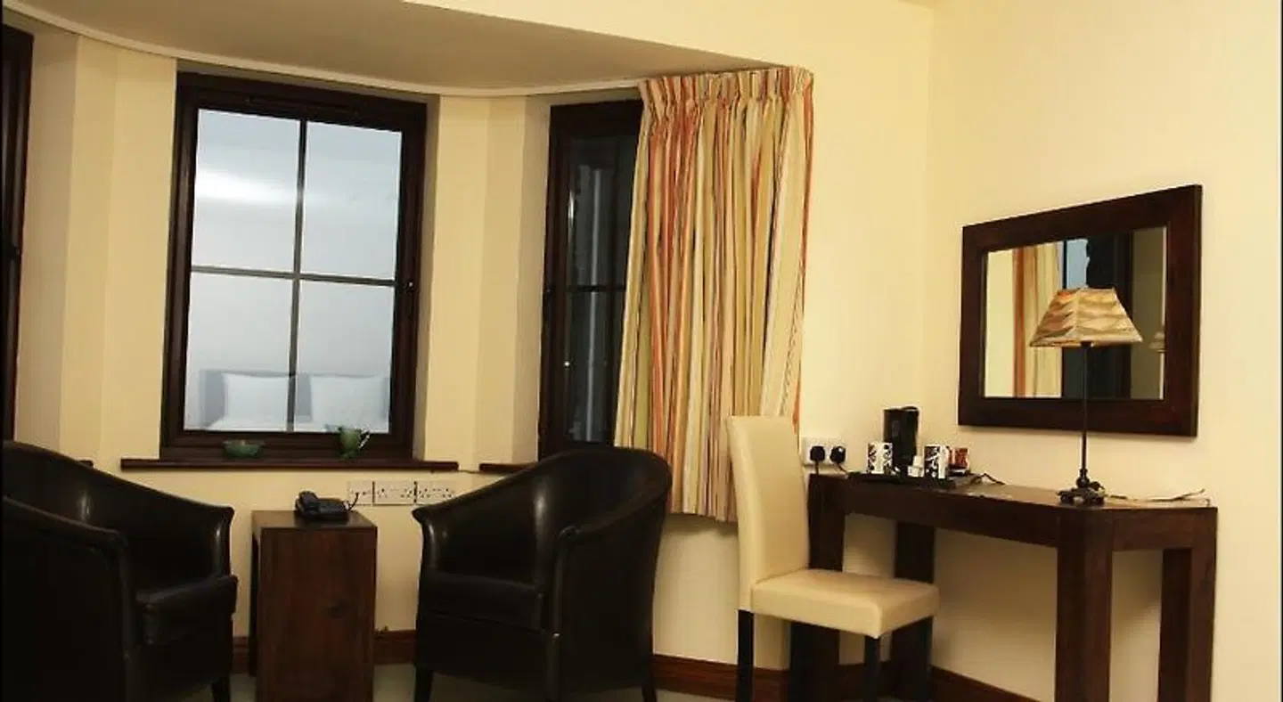 All the Twos Lodge ROOM_EXAMPLE