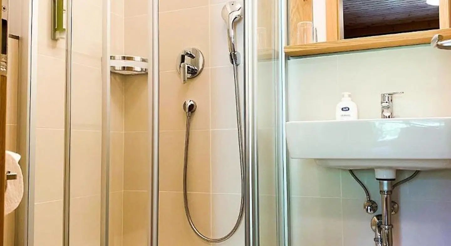Gasthaus Prennanger Badezimmer