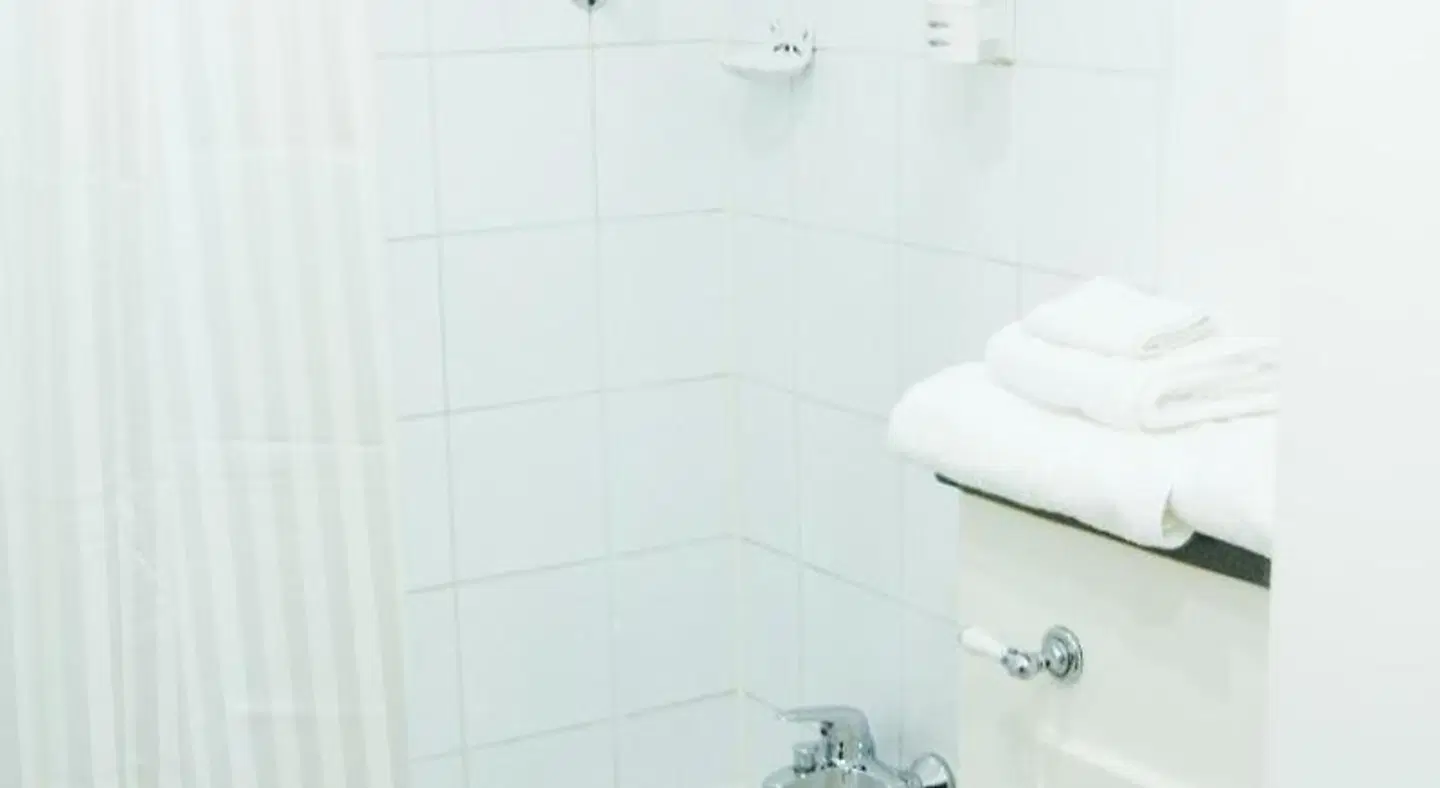 Casey's of Baltimore Badezimmer