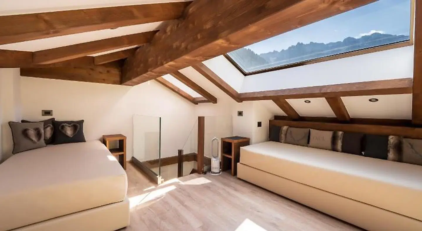 Arya Alpine Lodge ROOM_EXAMPLE