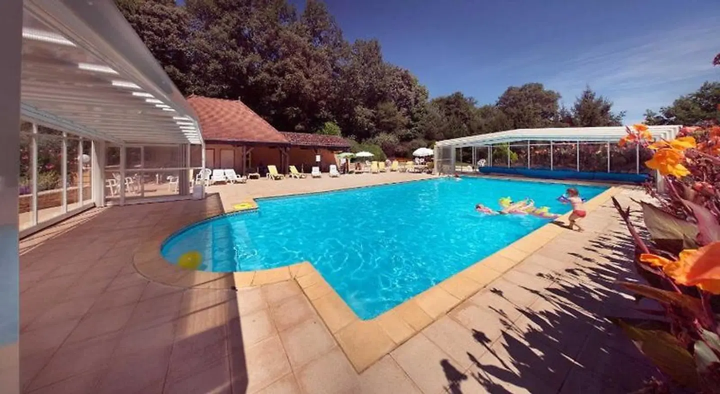 Hôtel Restaurant Plaisance OUTDOOR_POOL