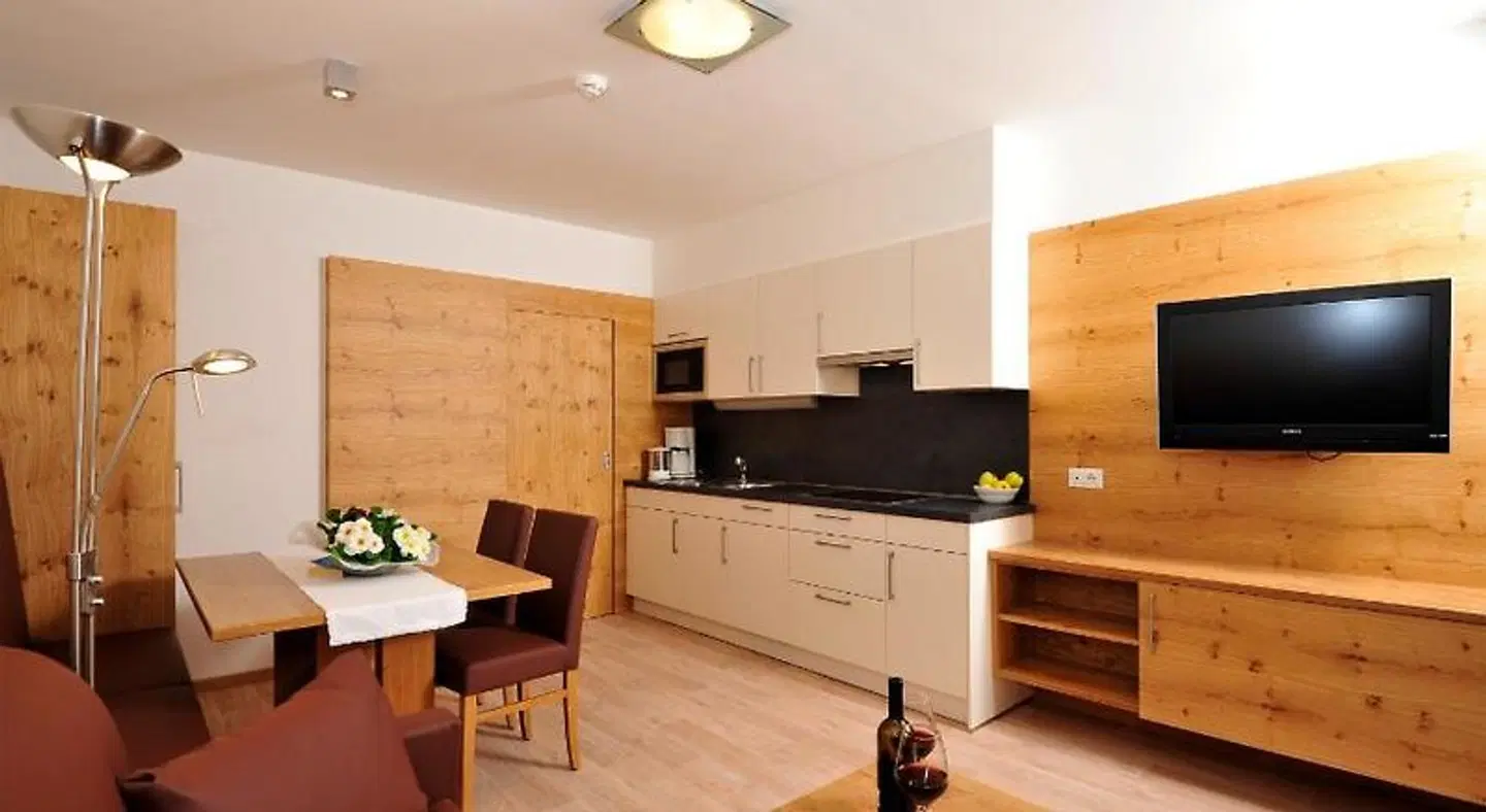 SomVita Suites ROOM_EXAMPLE