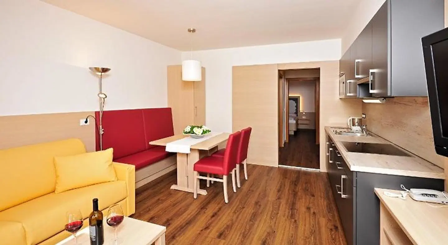 SomVita Suites ROOM_EXAMPLE