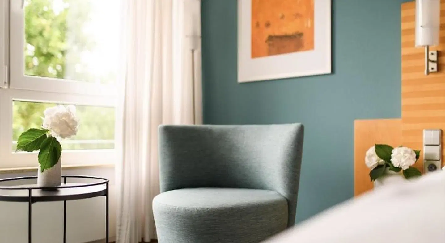 Hiller ROOM_EXAMPLE