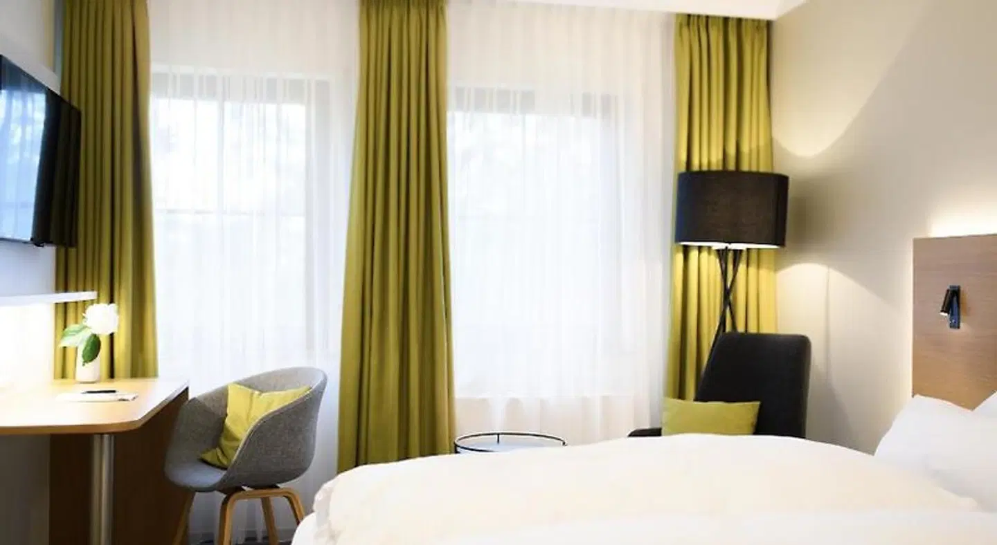 Hiller ROOM_EXAMPLE