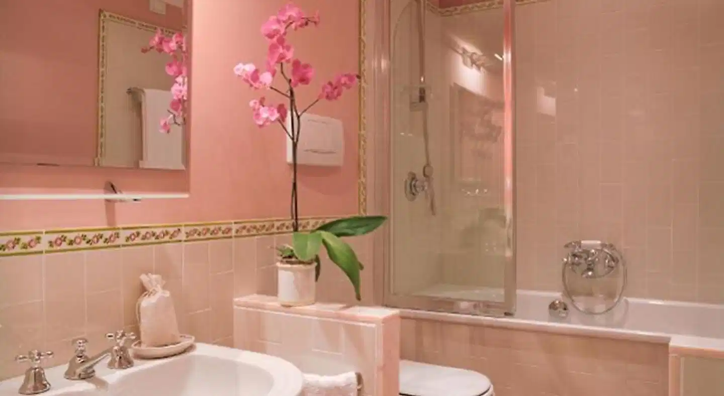 Roccafiore Spa & Resort Badezimmer