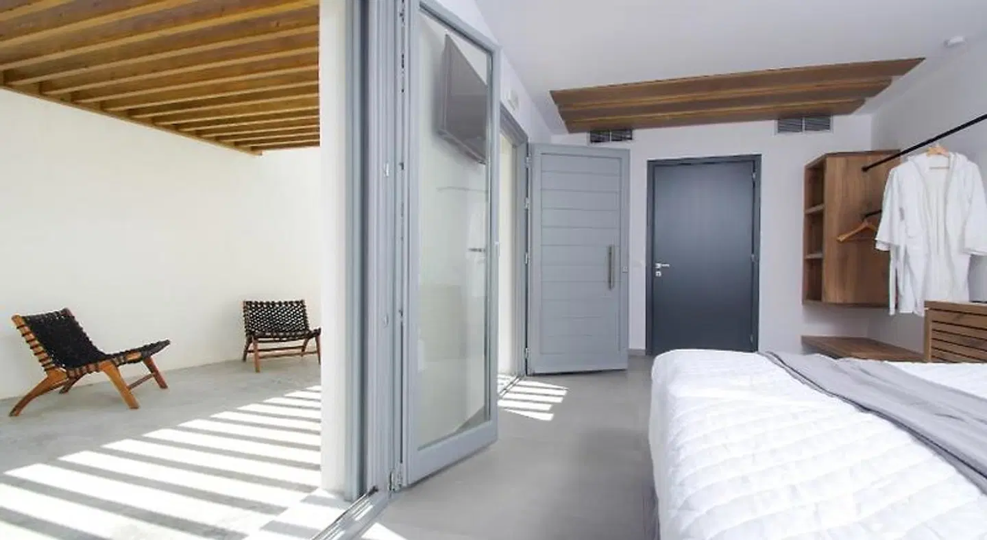 Oro Suites ROOM_EXAMPLE